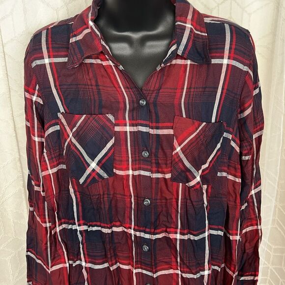 Isabel Maternity Plaid Long Sleeve Button Up Top - Picture 2 of 5